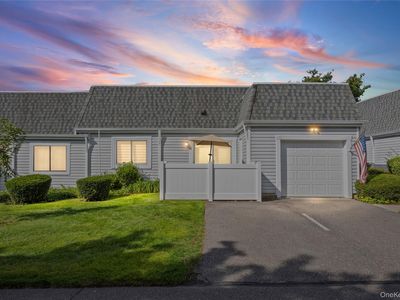 204 Bentley Court E #204, Saint James, NY, 11780