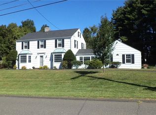 9 Dogwood Dr, Danbury, CT 06811