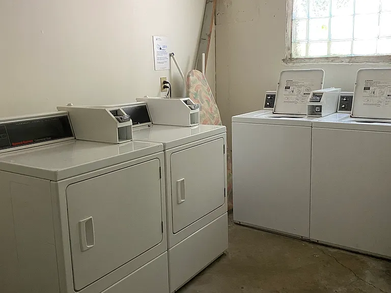 Coin Laundry