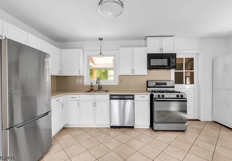 106 Mountain Ave — Photo 10