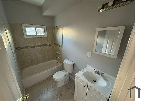 737 S 14th St #1 — Photo 4