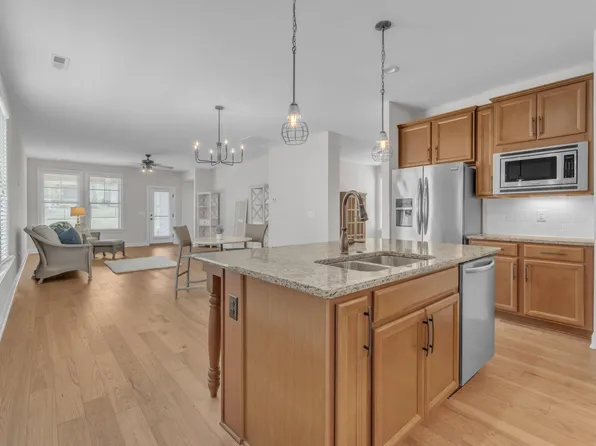 1003 Branwell Dr, Durham, NC 27703