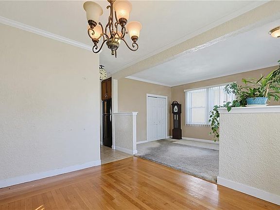 3rd image of 43 Crothers Ave