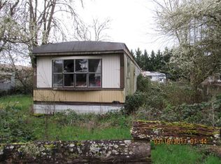 905 Plateau Dr, Roseburg, OR 97471