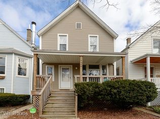 2458 W Pensacola Ave, Chicago, IL 60618