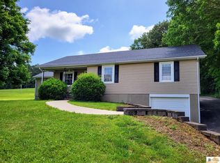 404 N Lucas Rd, Glasgow, KY 42141