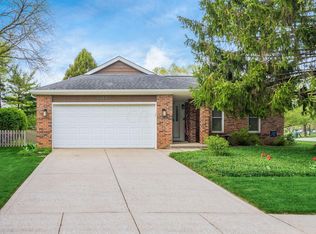 3765 Rochfort Bridge Dr, Columbus, OH 43221