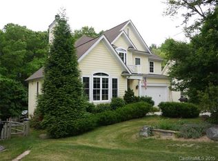 525 Delburg St, Davidson, NC 28036