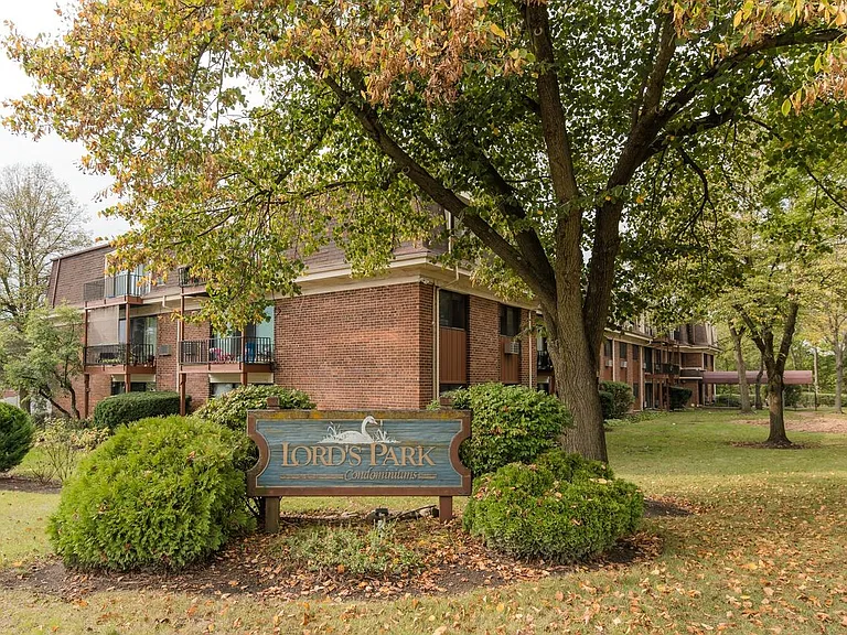 765 Terrace Ct — Photo 14