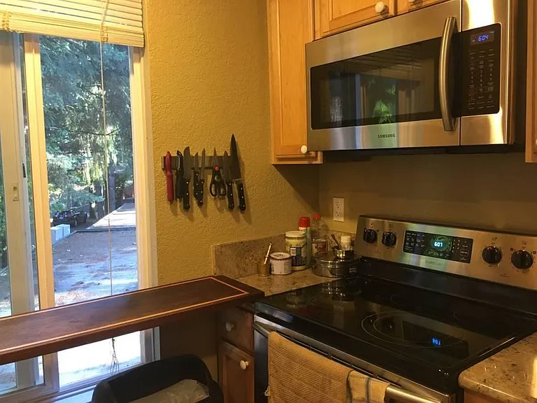 14502 NE 30th Pl #31D — Photo 11
