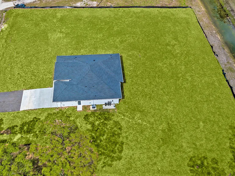 13177 47th Ct N — Photo 36