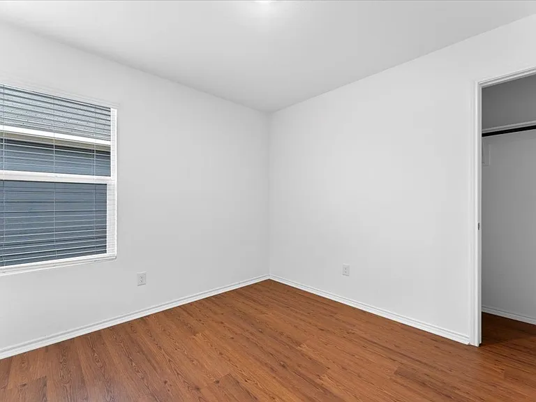 211 Herman Ln — Photo 20