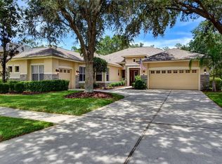 5929 Cherry Oak Dr, Valrico, FL 33596