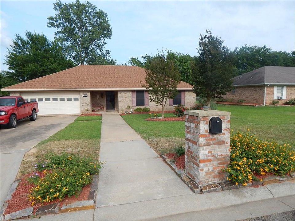 1st image of 1210 N Collegiate Dr