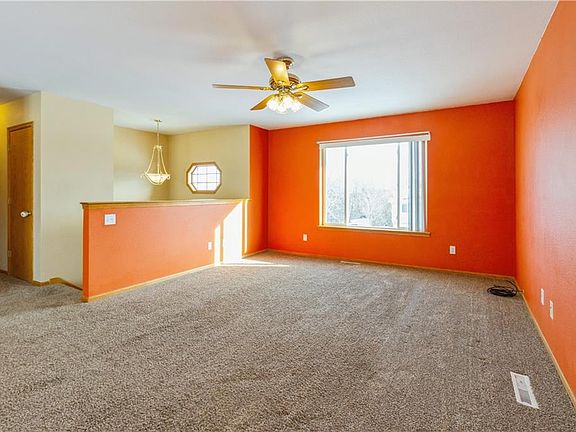 3rd image of 151 Hi View Dr
