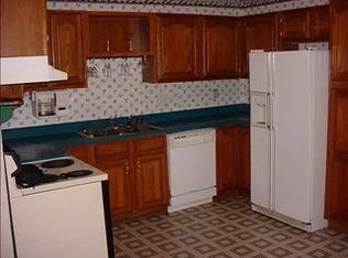 1417 Grandview Gardens St, Kenova, WV 25530