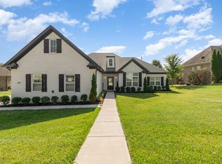 341 Creekside Dr, Lewisburg, TN 37091