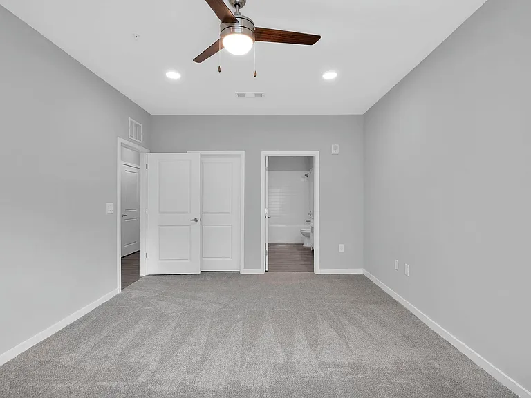 Saddle Brook Landings — Photo 55