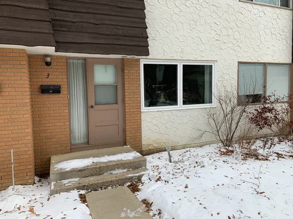 120 Acadia Dr, Saskatoon, SK S7H 3V2