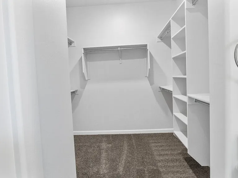 512 Twilight Dr — Photo 11