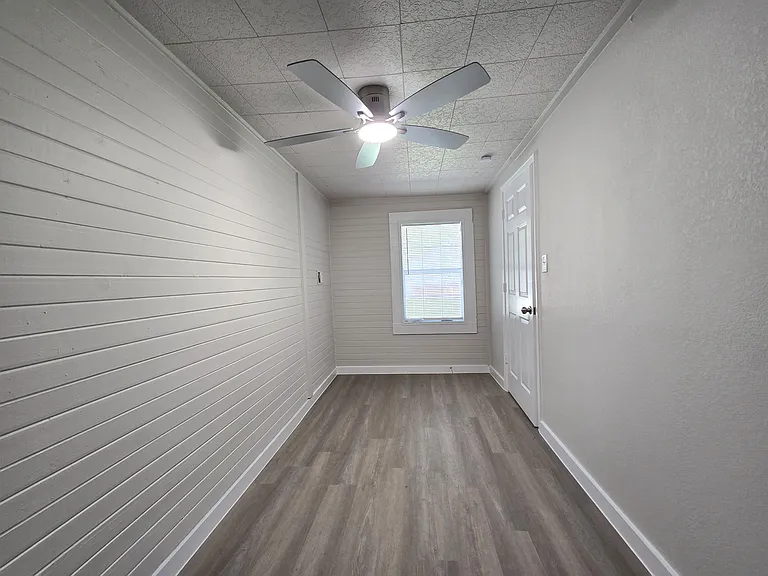 299 Francis St — Photo 21