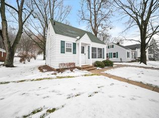 713 N Jefferson St, Lowell, MI 49331