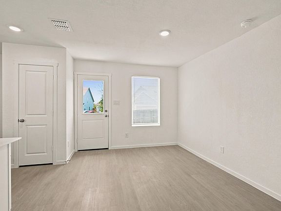 3rd image of 3642 Georgia Trce