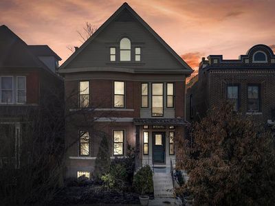 3954 Russell Blvd, Saint Louis, MO, 63110