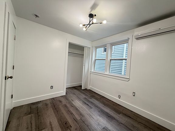 4th image of 28 E 47th St #4