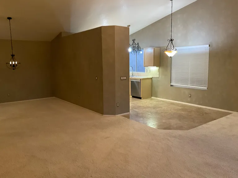 11633 W Fishhook Ct — Photo 12