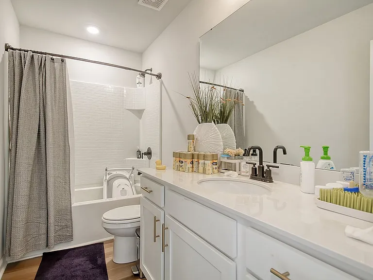 705 McRoy St — Photo 27