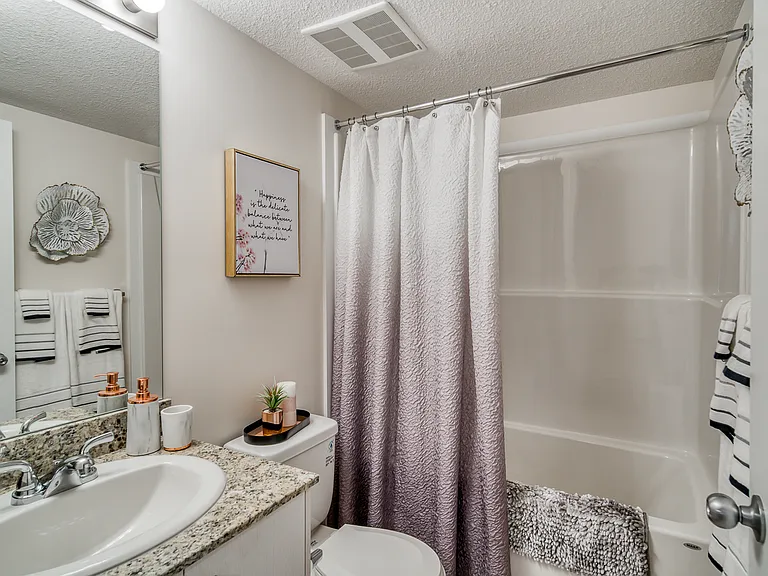 73 Skyview Point Cres NE — Photo 58