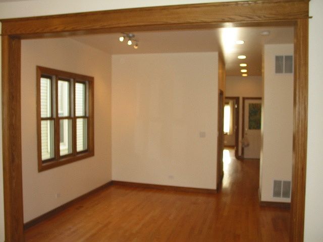 1st image of 4938 N Bell Ave #1