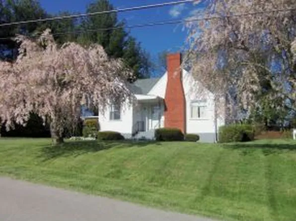 109 Sycamore Dr, Bristol, TN 37620