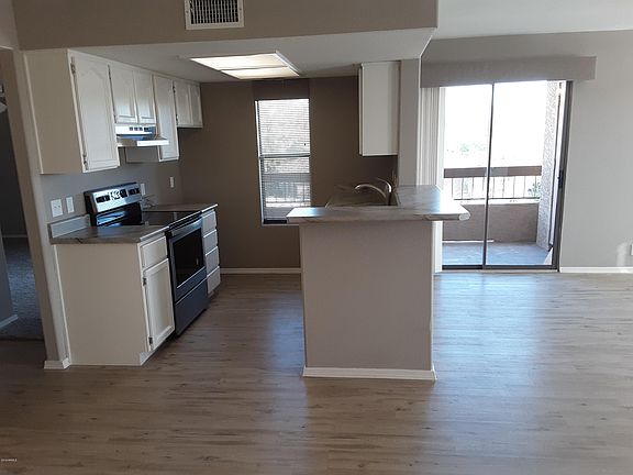 2nd image of 14645 N Fountain Hills Blvd Unit 216