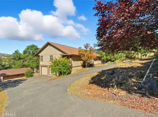 16261 Conestoga Rd, Hidden Valley Lake, CA 95467