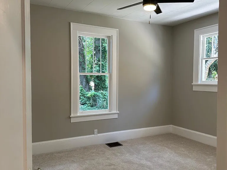 1110 Atlantic Dr NW — Photo 10