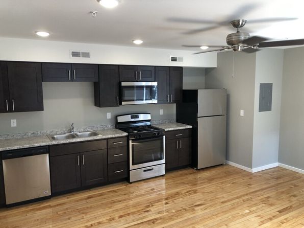 421 Brady St #9