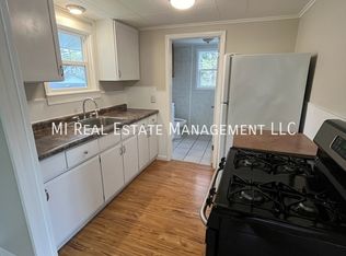212 E Grant St #2, Greenville, MI 48838