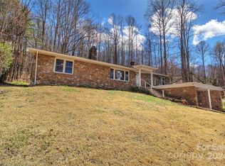 358 Timberlane Rd, Waynesville, NC 28786