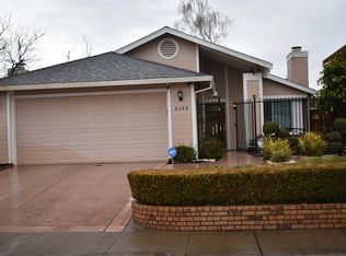 6143 Sun Dial Way, Sacramento, CA