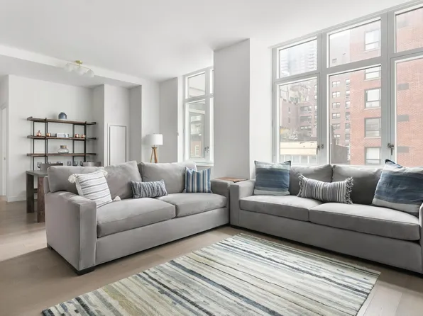 305 E 51st St, New York, NY