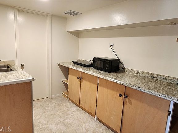 4th image of 9320 Hartman Way