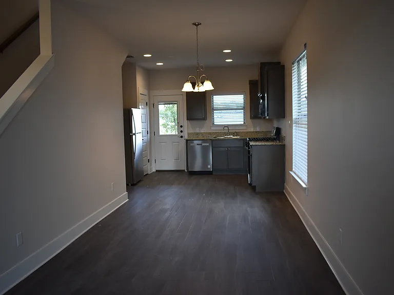 Windermere Parke Garden Villas — Photo 53