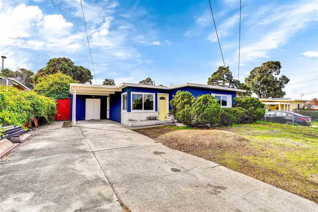 186 Christine Dr photo 1