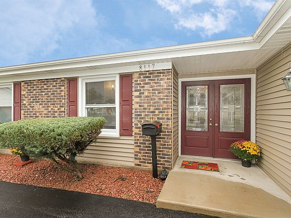 2nd image of 8117 Olivia Ln