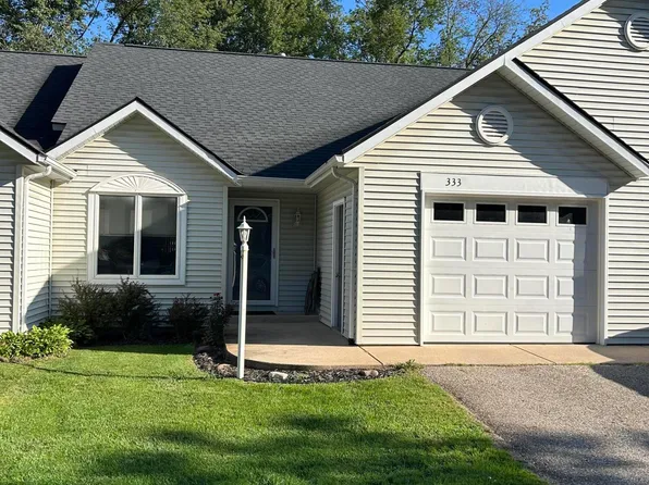 333 Nestlewood Dr, Holland, MI 49424