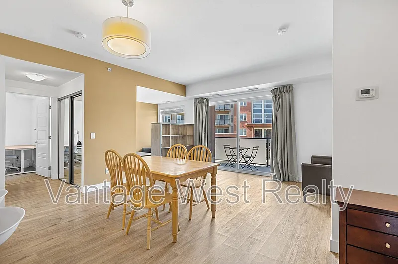 985 Academy Way #308