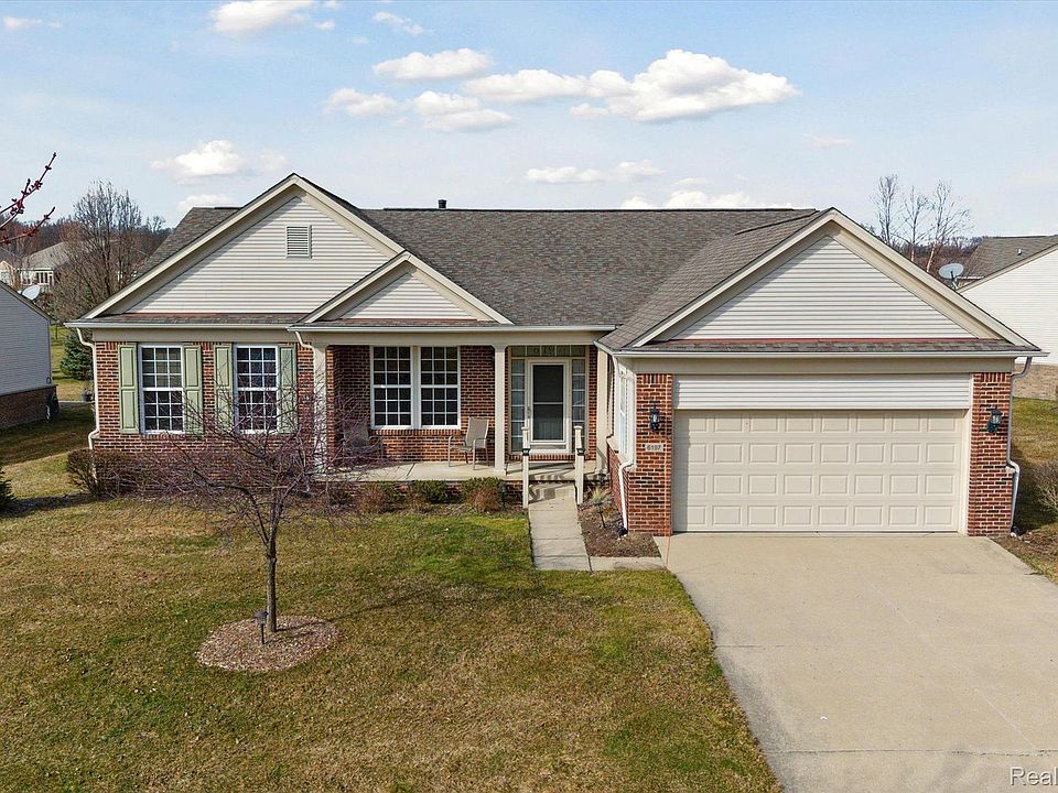 1st image of 6197 Muirfield Dr #42
