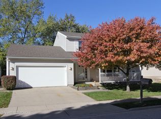 1335 Logsdon Ln, Buffalo Grove, IL